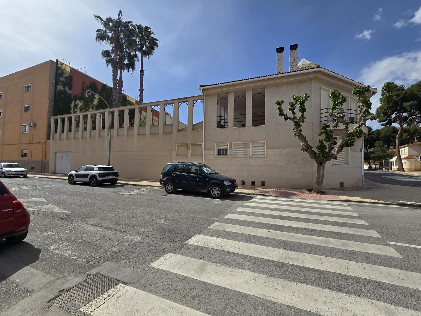 6 makuuhuone Huvila myytävänä paikassa Sax mukana uima-altaan 
autotalli - 599 995 € (Ref: 9795337)