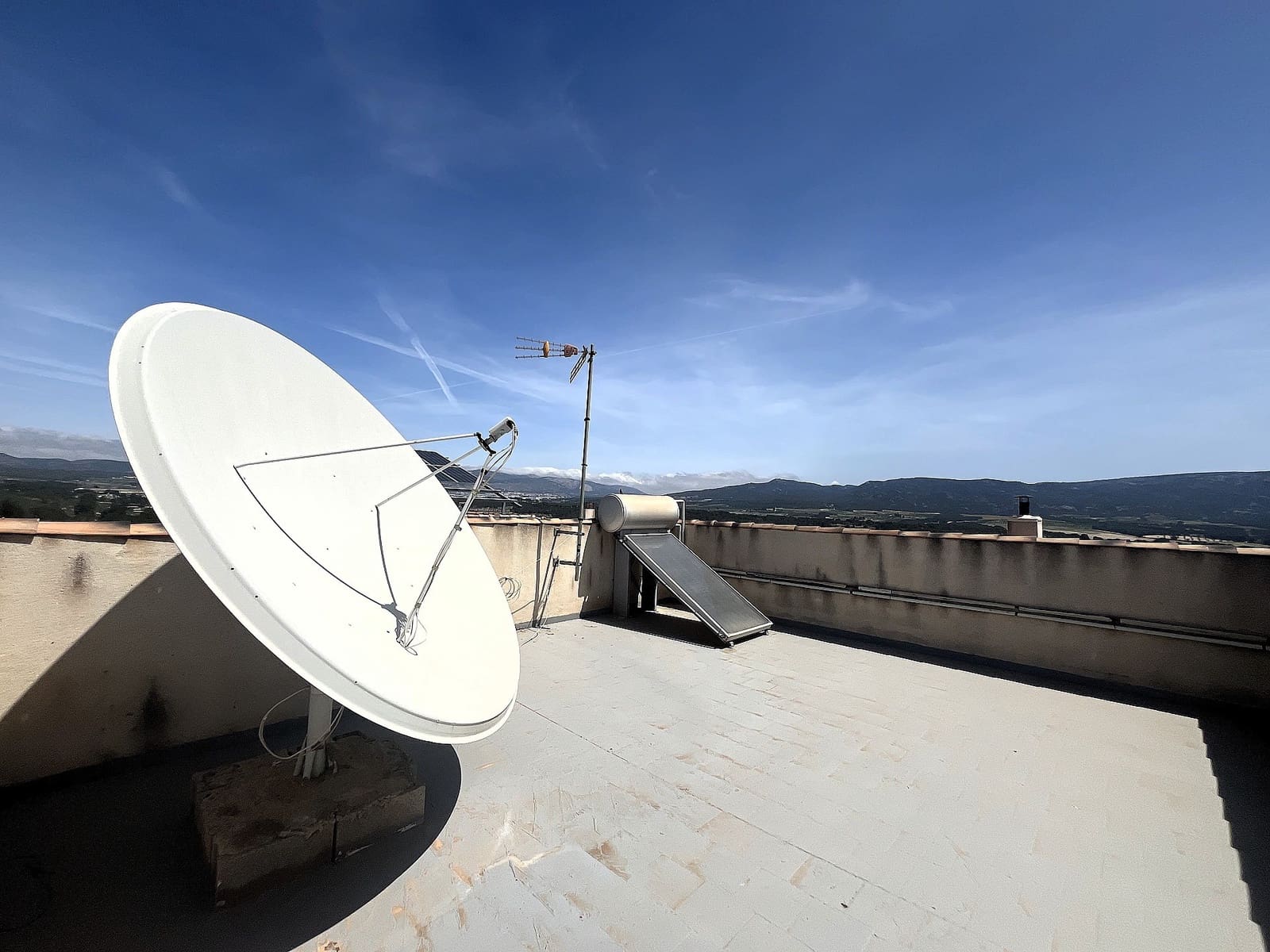 4 bedroom Villa for sale in Castalla with pool - € 360,000 (Ref: 9803920)