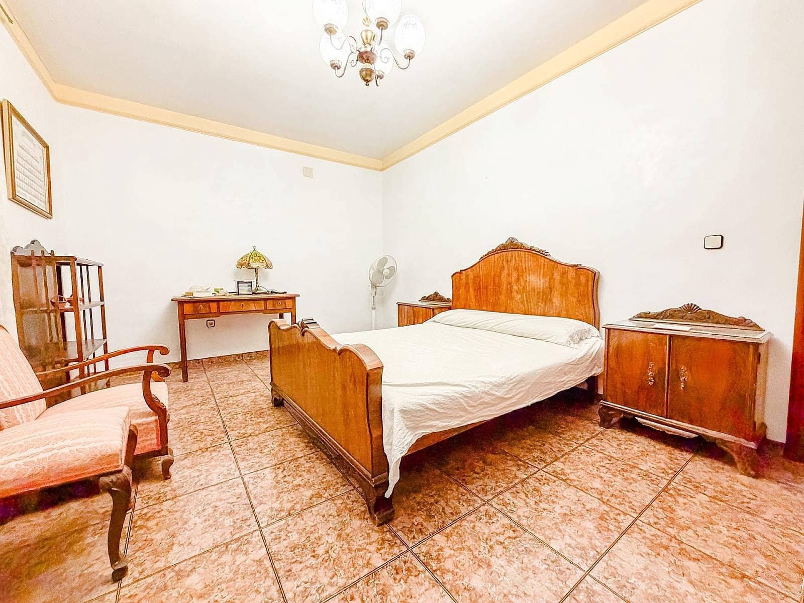 6 soveværelse Finca/Landehus til salg i Pinoso med swimmingpool garage - € 367.000 (Ref: 9803921)