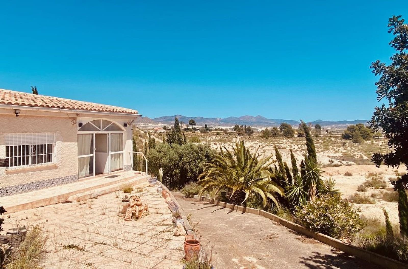 2 bedroom Villa for sale in Fortuna with garage - € 159,950 (Ref: 9817002)