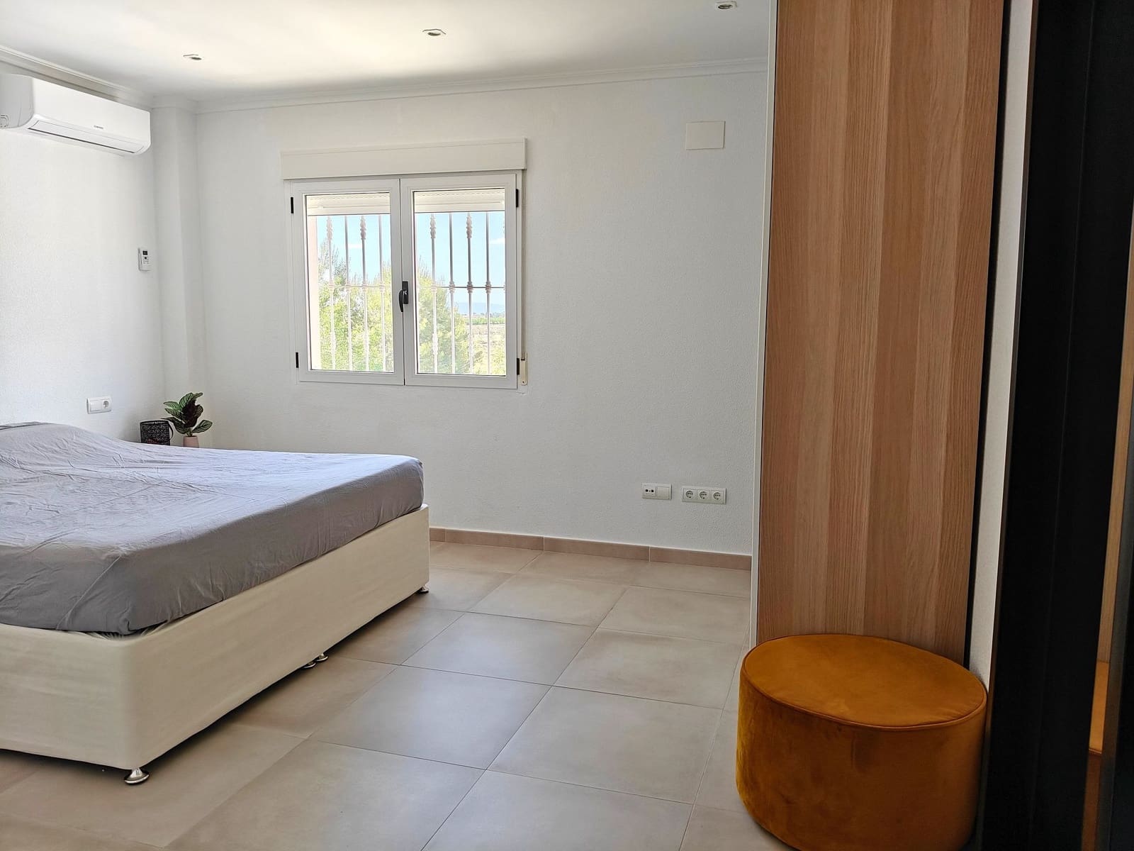 3 bedroom Villa for sale in Petrel / Petrer with pool garage - € 459,995 (Ref: 9819907)