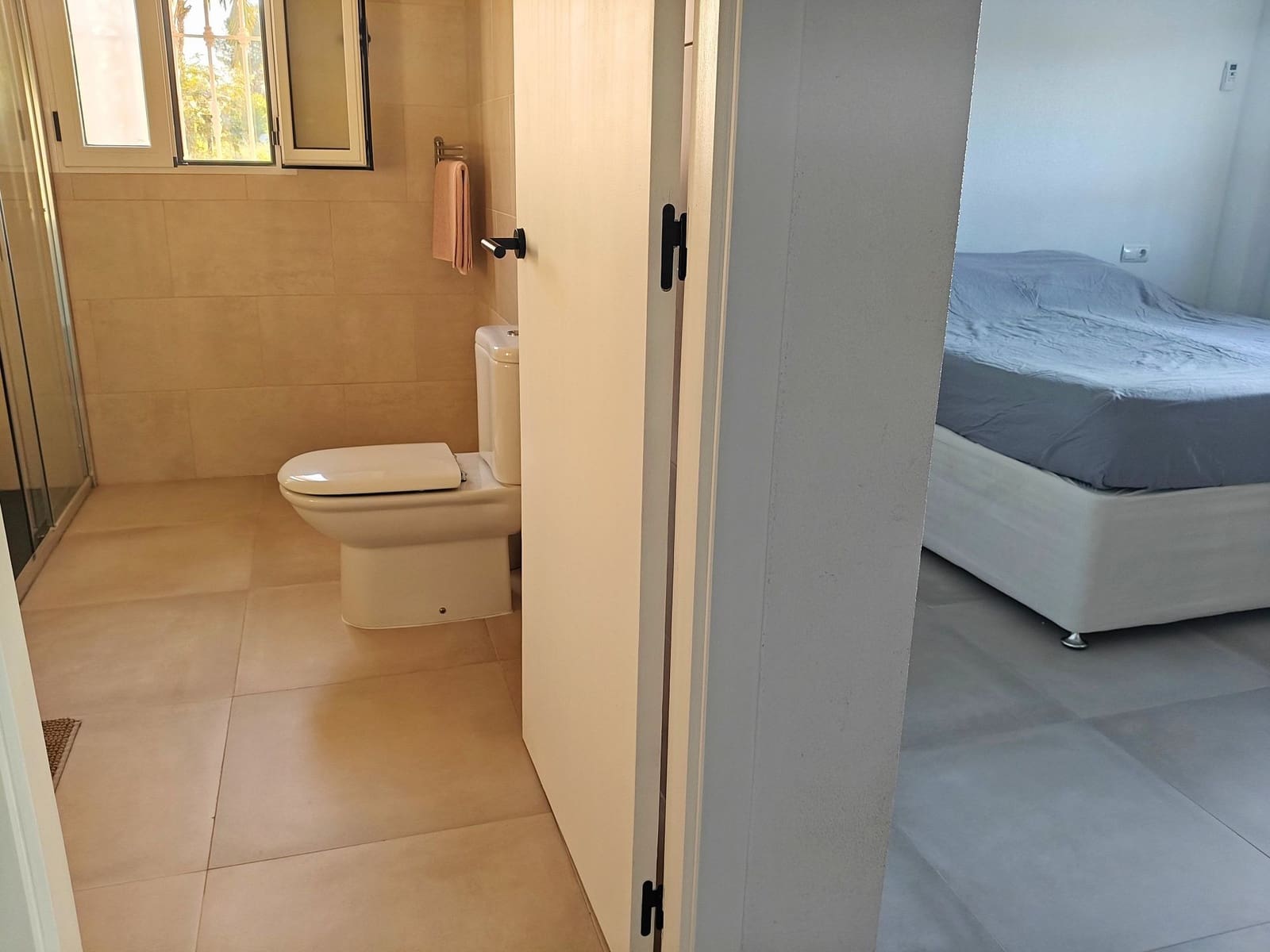 3 bedroom Villa for sale in Petrel / Petrer with pool garage - € 459,995 (Ref: 9819907)