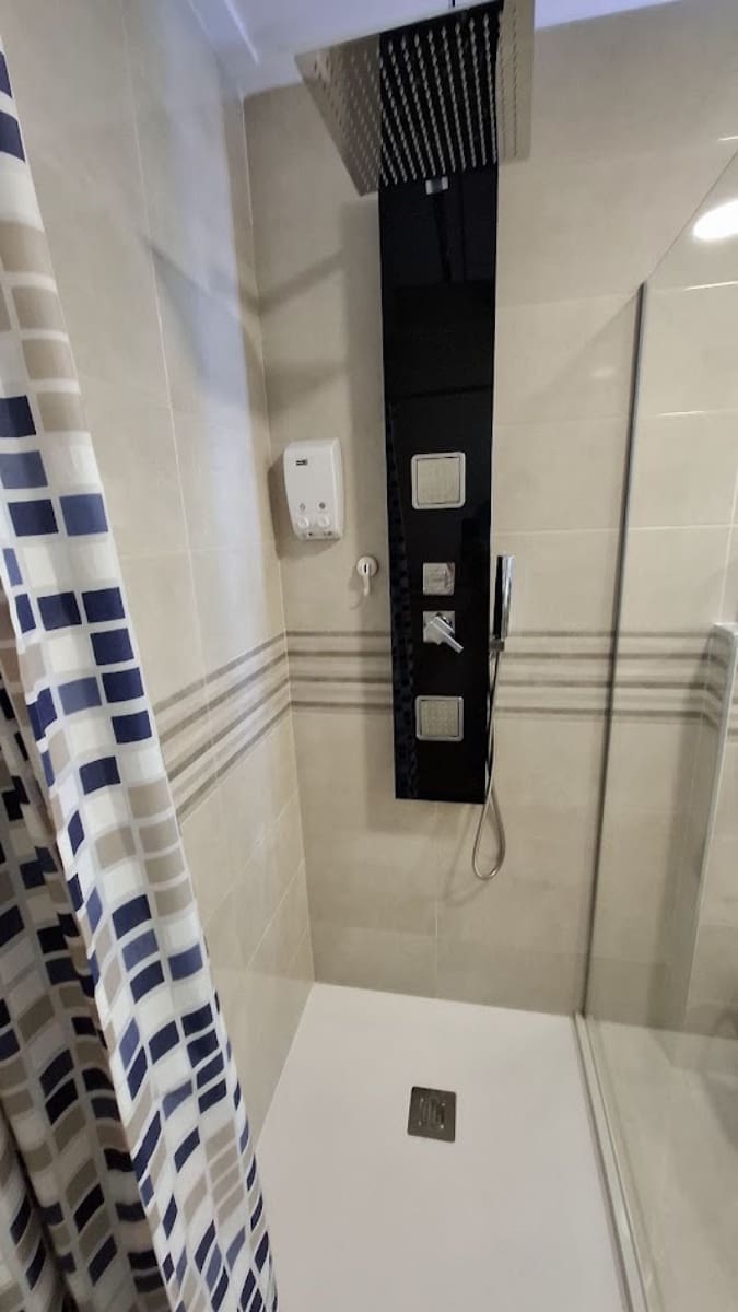 3 bedroom Villa for sale in Pinoso with pool - € 599,995 (Ref: 9834283)