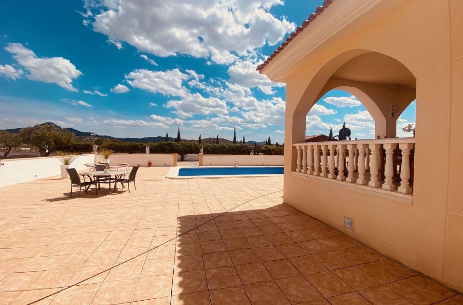 4 soveværelse Villa til salg i Macisvenda med swimmingpool garage - € 479.000 (Ref: 9834286)