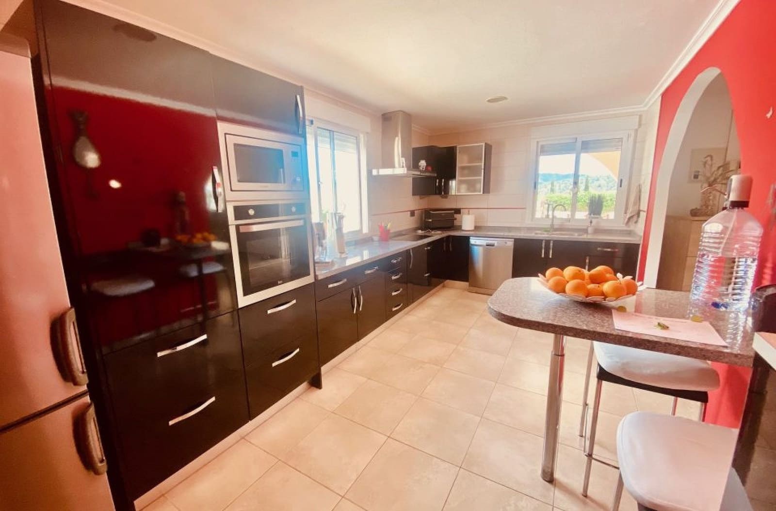 4 soveværelse Villa til salg i Macisvenda med swimmingpool garage - € 479.000 (Ref: 9834286)
