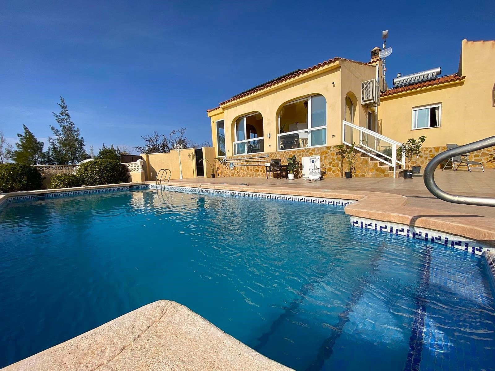 4 camera da letto Villa in vendita in Lel con piscina - 390.000 € (Rif: 9834289)