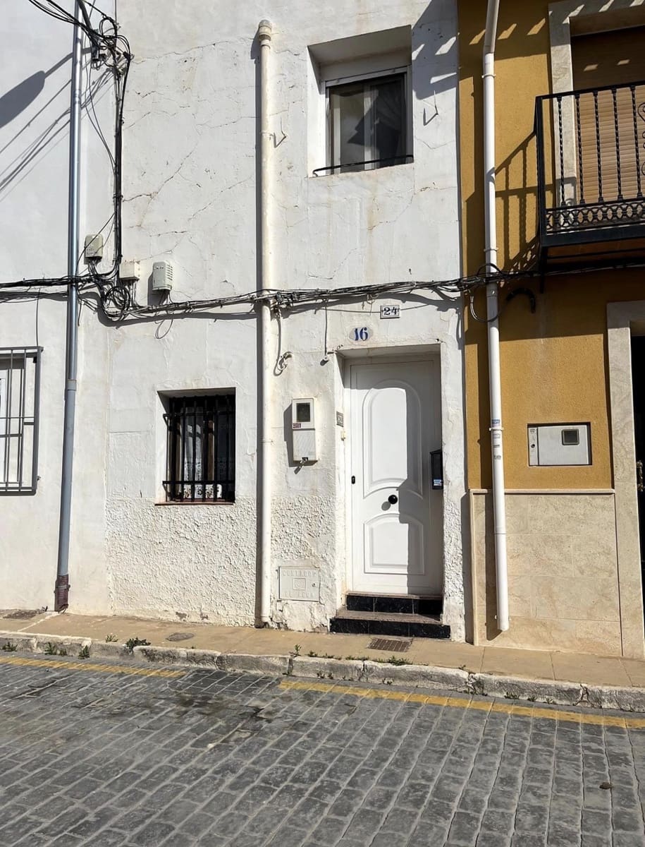 2 bedroom Townhouse for sale in Castalla - € 65,000 (Ref: 9838894)