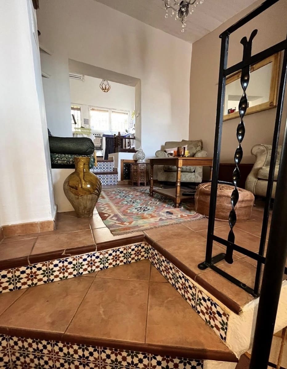 2 bedroom Townhouse for sale in Castalla - € 65,000 (Ref: 9838894)