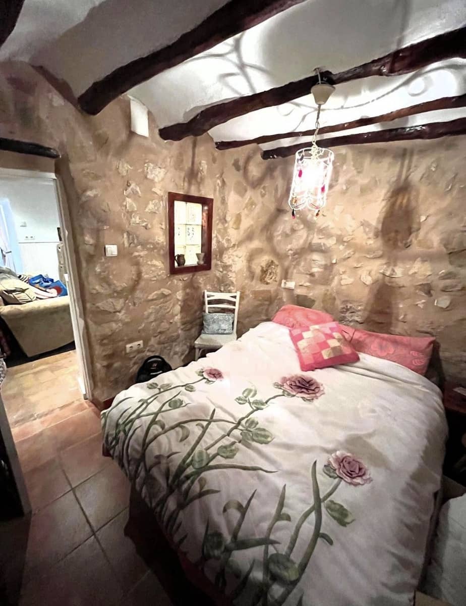 2 bedroom Townhouse for sale in Castalla - € 65,000 (Ref: 9838894)