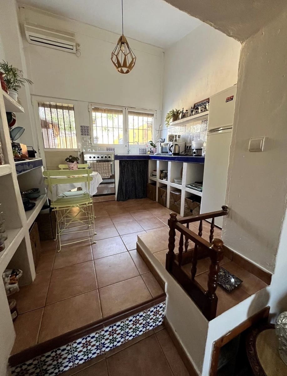 2 bedroom Townhouse for sale in Castalla - € 65,000 (Ref: 9838894)