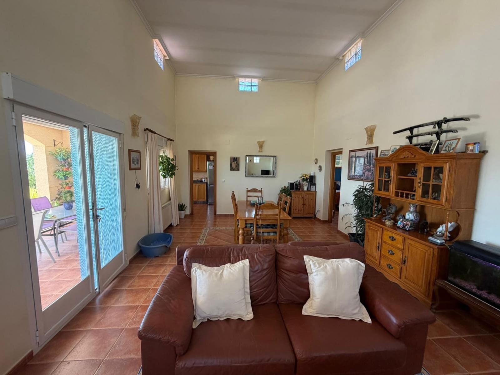 Chalet de 3 habitaciones en Sax en venta con piscina garaje - 349.995 € (Ref: 9849000)