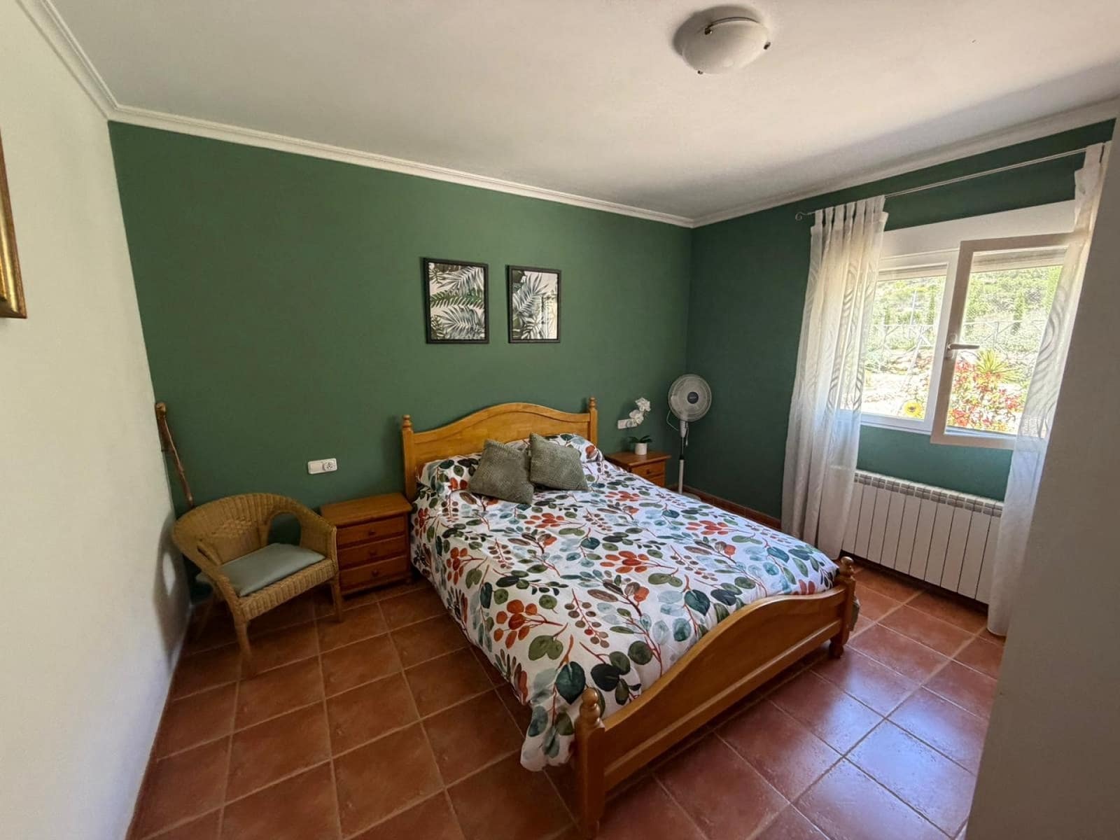 Chalet de 3 habitaciones en Sax en venta con piscina garaje - 349.995 € (Ref: 9849000)