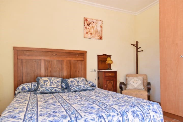 4 soveværelse Finca/Landehus til salg i La Alberquilla - € 197.000 (Ref: 9852152)