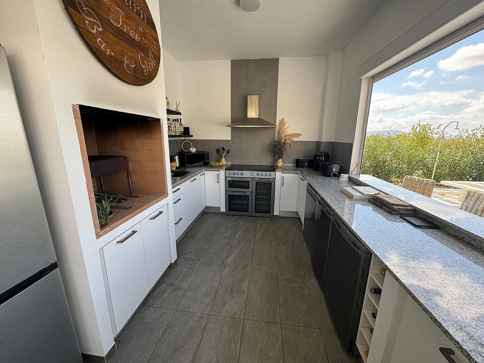 5 sypialnia Willa na sprzedaż w Pinoso z basenem garażem - 675 000 € (Ref: 9854923)