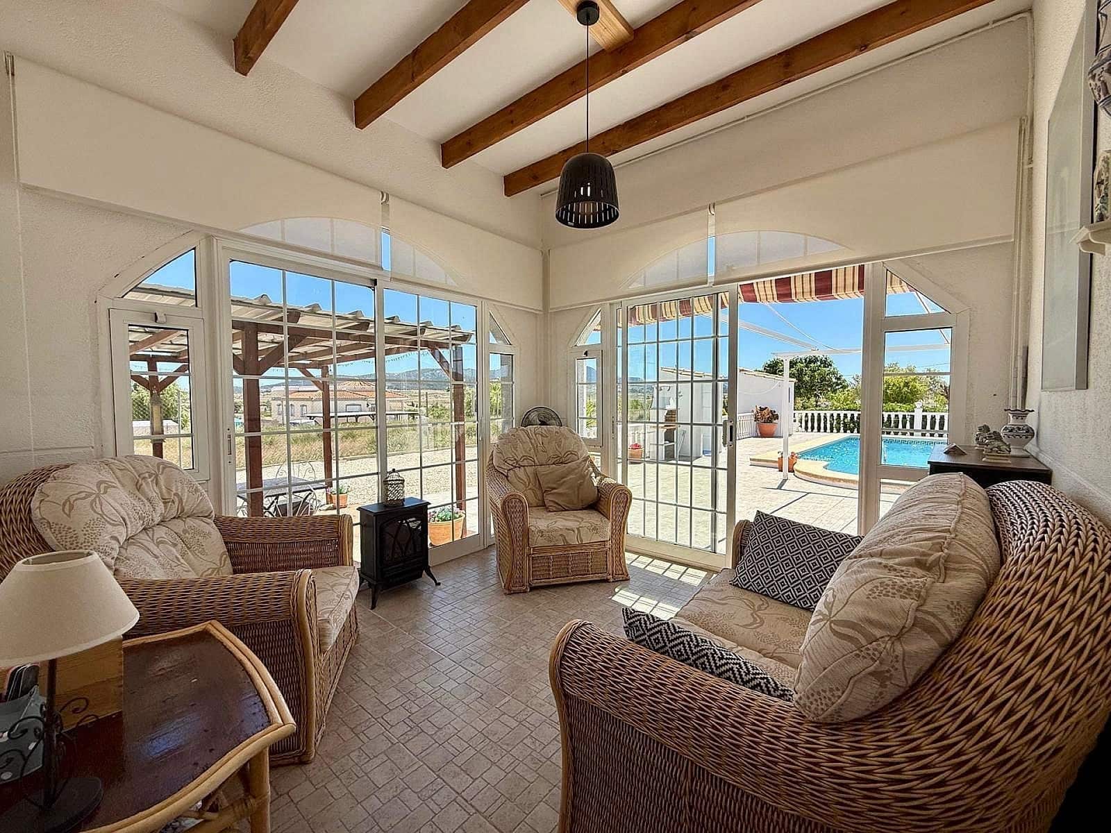 3 bedroom Villa for sale in Jumilla with pool - € 350,000 (Ref: 9854924)