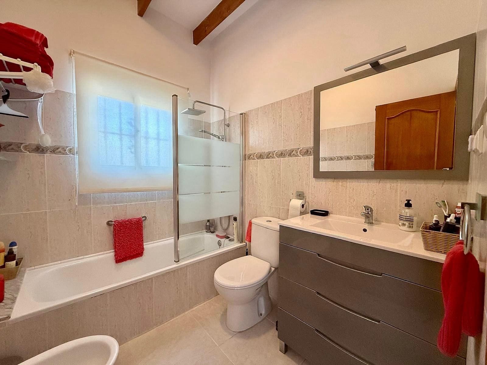 3 bedroom Villa for sale in Jumilla with pool - € 350,000 (Ref: 9854924)