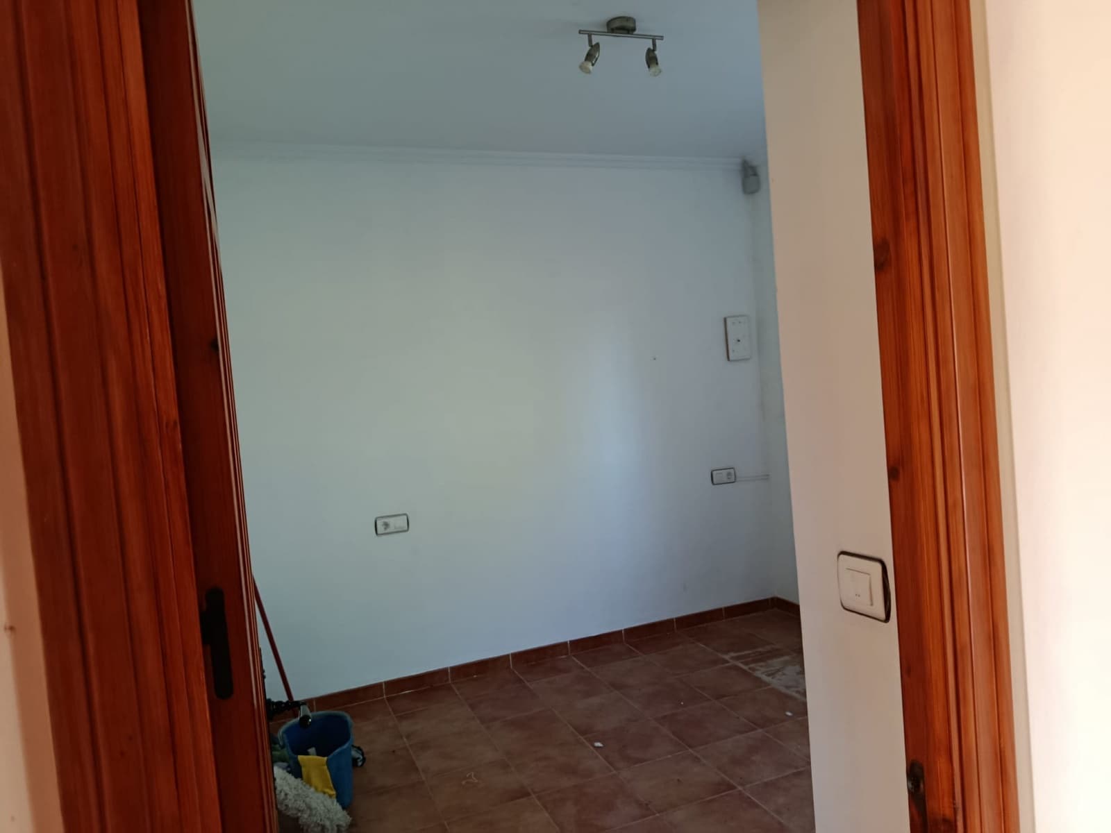2 bedroom Finca/Country House for sale in Teresa de Cofrentes - € 119,995 (Ref: 9858564)