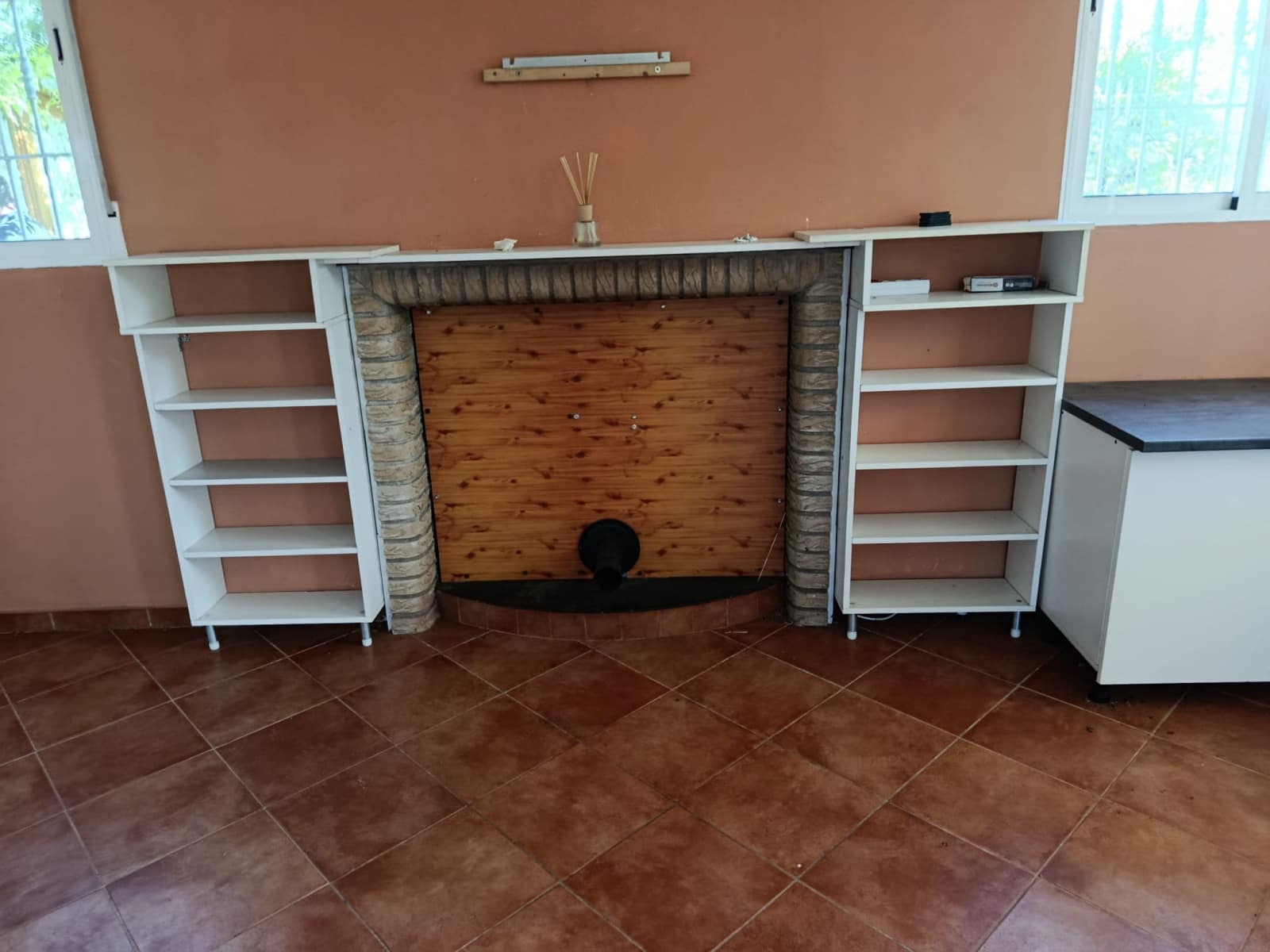 2 bedroom Finca/Country House for sale in Teresa de Cofrentes - € 119,995 (Ref: 9858564)