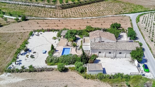 Chalet de 5 habitaciones en El Cantón, Abanilla en venta con piscina - 449.995 € (Ref: 9859087)