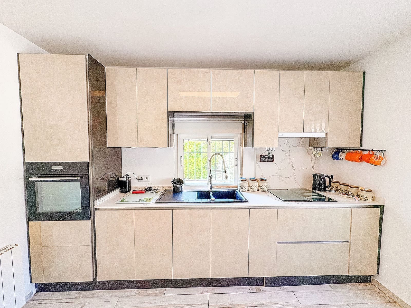 Chalet de 5 habitaciones en El Cantón en venta con piscina - 449.995 € (Ref: 9859087)