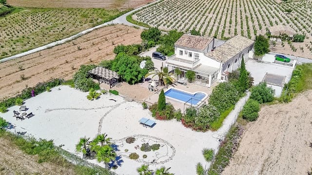 Chalet de 5 habitaciones en El Cantón, Abanilla en venta con piscina - 449.995 € (Ref: 9859087)
