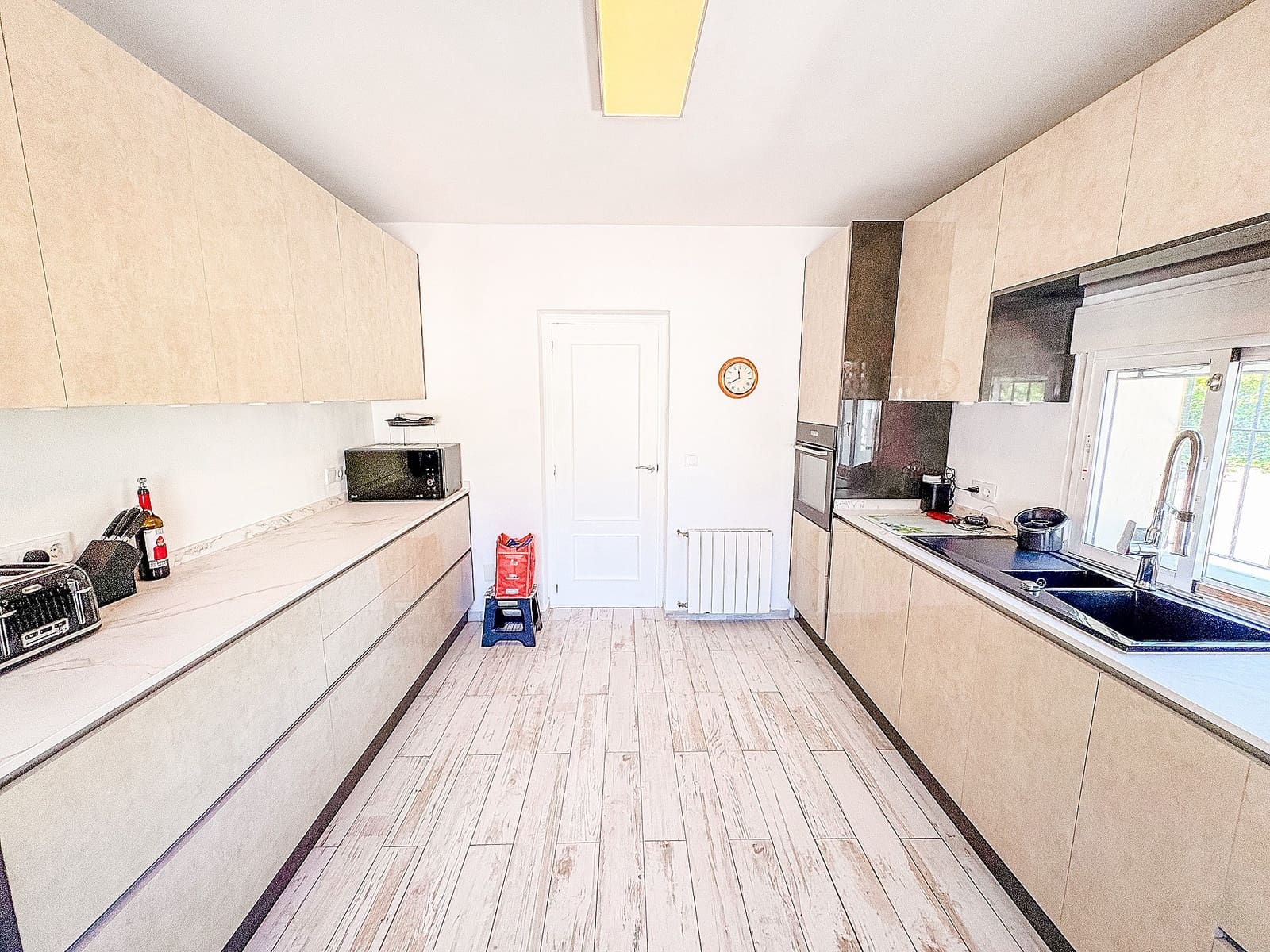 Chalet de 5 habitaciones en El Cantón en venta con piscina - 449.995 € (Ref: 9859087)