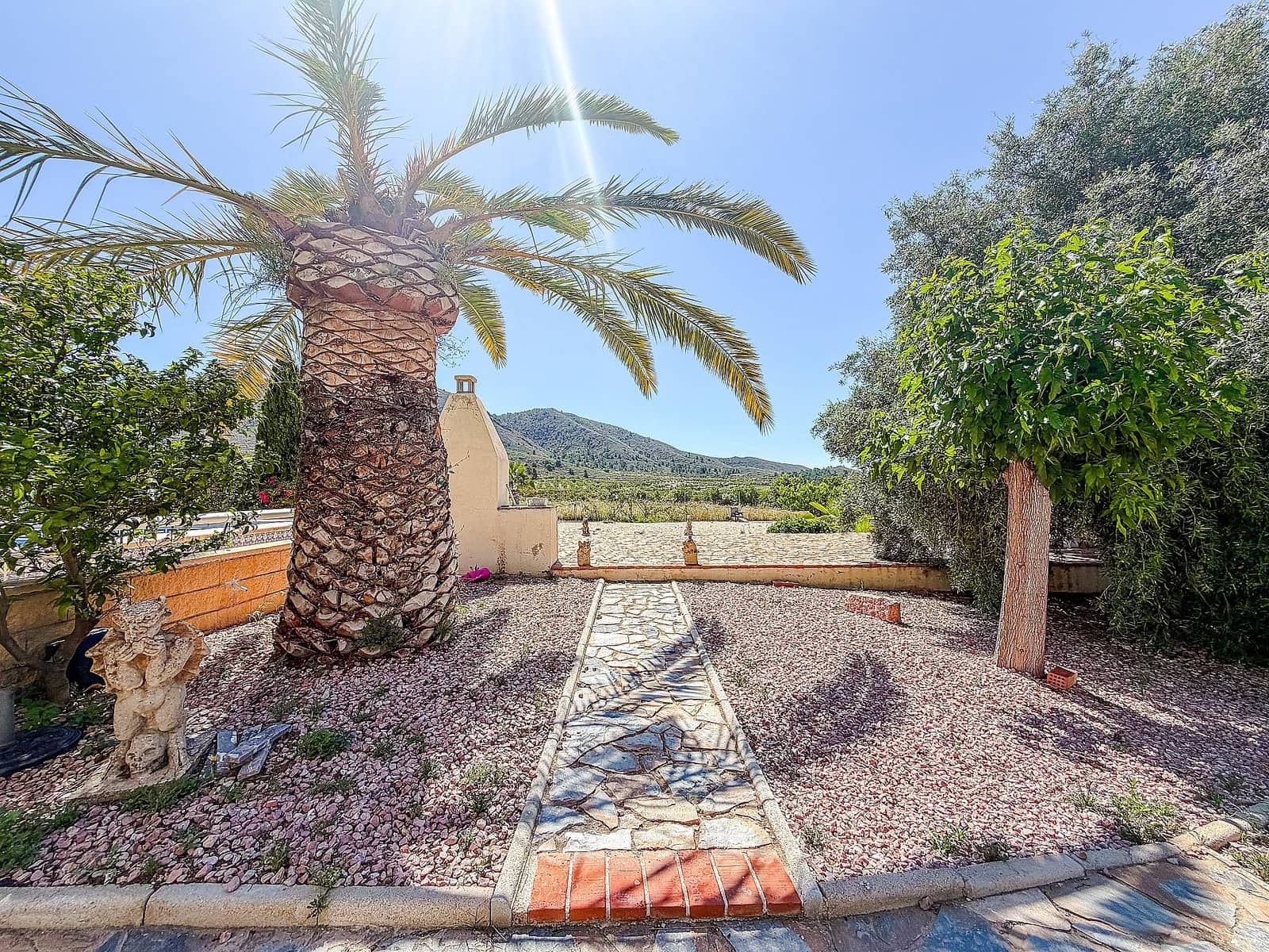 Chalet de 5 habitaciones en El Cantón en venta con piscina - 449.995 € (Ref: 9859087)