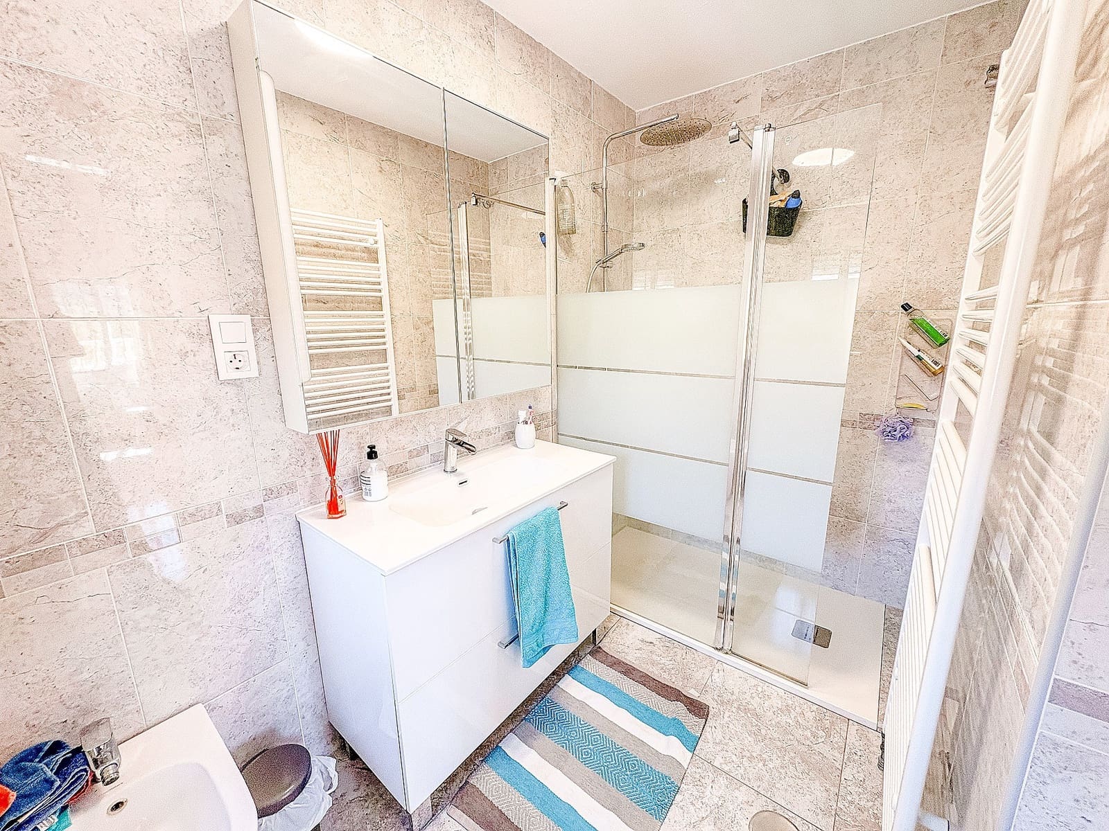 Chalet de 5 habitaciones en El Cantón en venta con piscina - 449.995 € (Ref: 9859087)