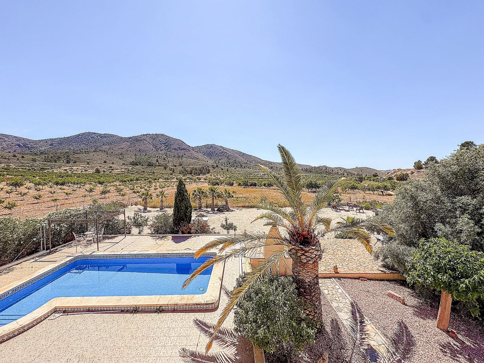Chalet de 5 habitaciones en El Cantón en venta con piscina - 449.995 € (Ref: 9859087)
