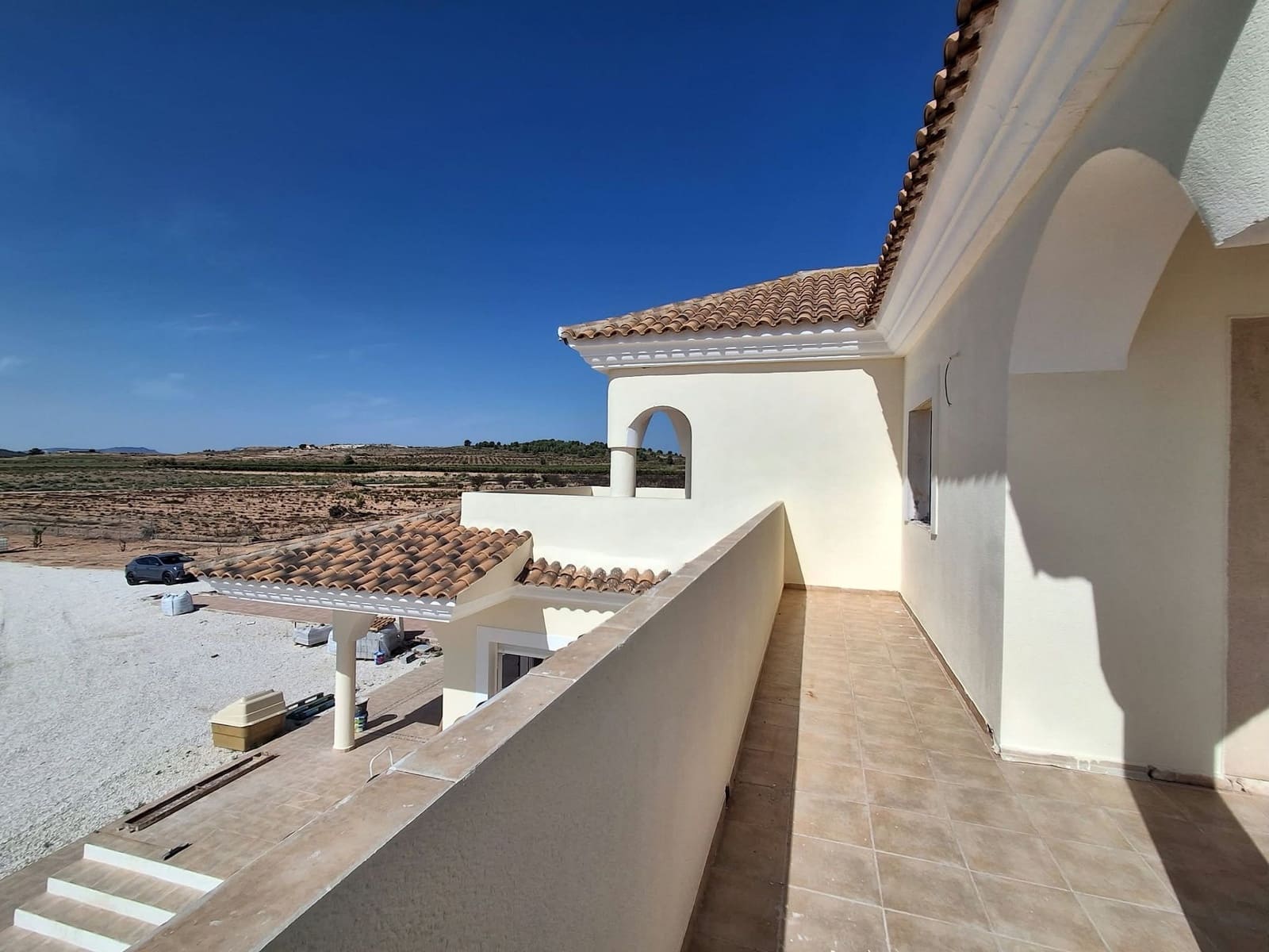 5 bedroom Finca/Country House for sale in Pinoso with pool garage - € 485,000 (Ref: 9884013)