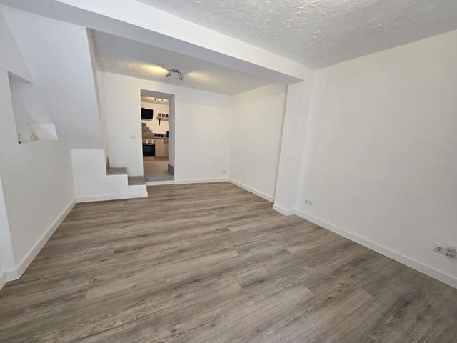 3 sovrum Hus till salu i Sax - 125 000 € (Ref: 9889376)