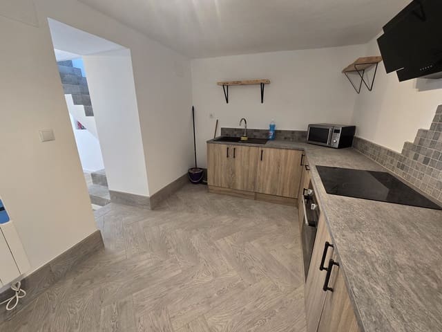 3 sovrum Hus till salu i Sax - 125 000 € (Ref: 9889376)