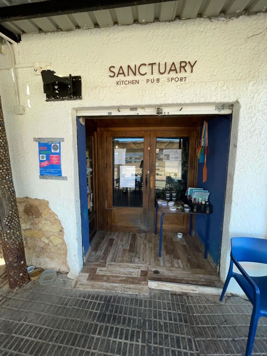 Commercial for sale in Pinoso - € 160,000 (Ref: 9891687)