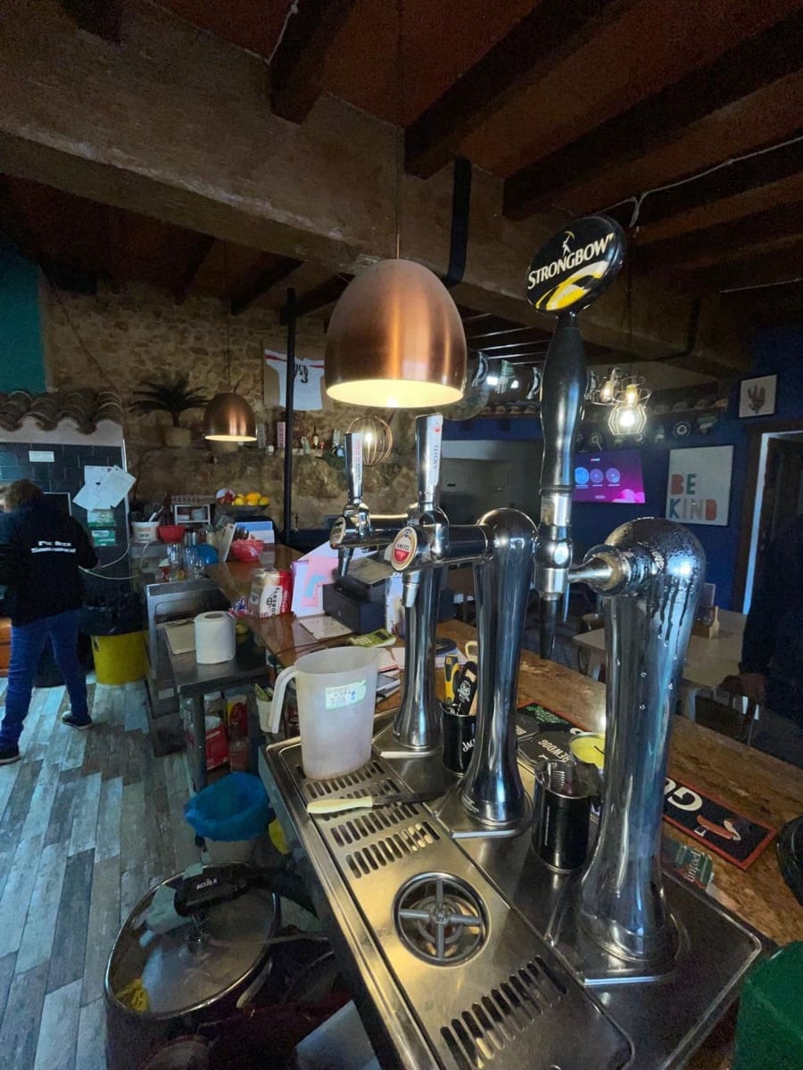 Commercial for sale in Pinoso - € 160,000 (Ref: 9891687)