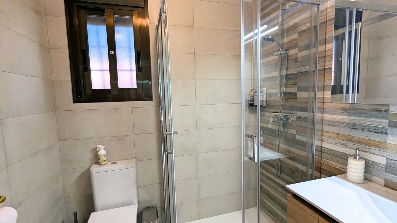 3 makuuhuone Huvila myytävänä paikassa Bigastro mukana uima-altaan - 275 000 € (Ref: 9893699)