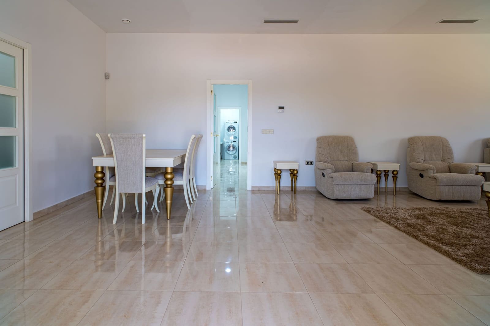 4 Zimmer Villa zu verkaufen in Pinoso - 595.000 € (Ref: 9894931)