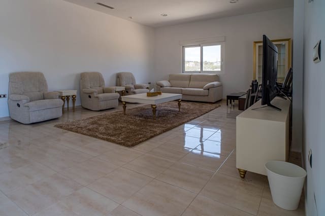 4 Zimmer Villa zu verkaufen in Pinoso - 595.000 € (Ref: 9894931)