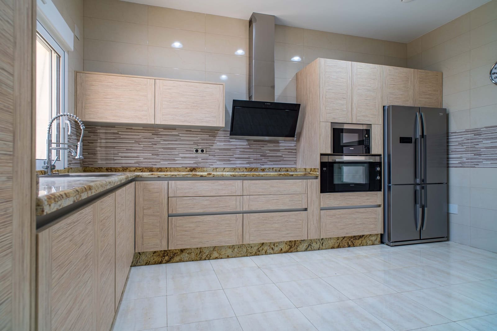 4 Zimmer Villa zu verkaufen in Pinoso - 595.000 € (Ref: 9894931)