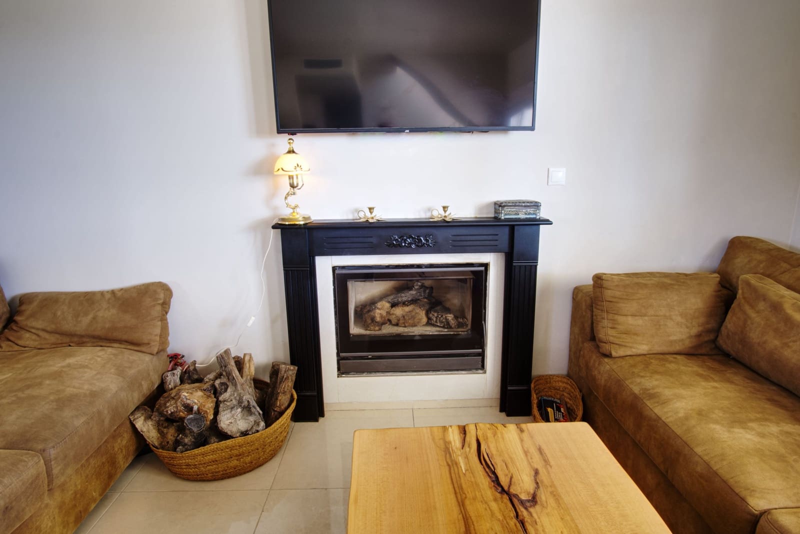 4 slaapkamer Villa te koop in Pinoso met zwembad garage - € 599.000 (Ref: 9894932)