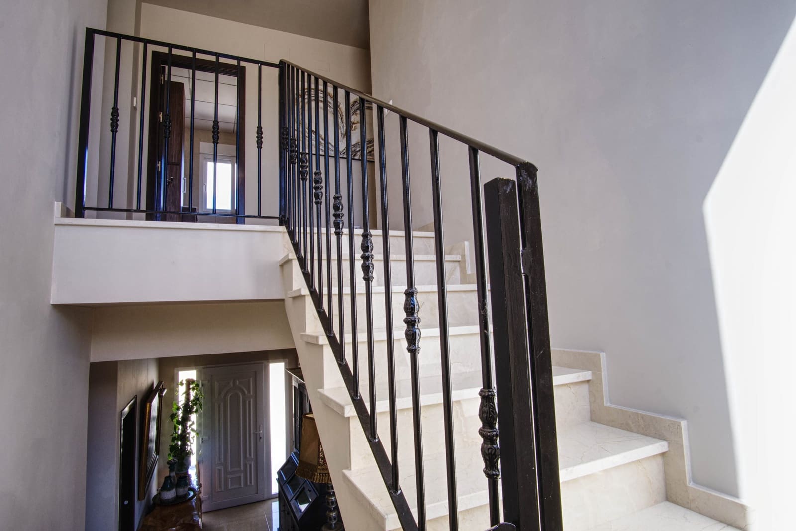 4 slaapkamer Villa te koop in Pinoso met zwembad garage - € 599.000 (Ref: 9894932)