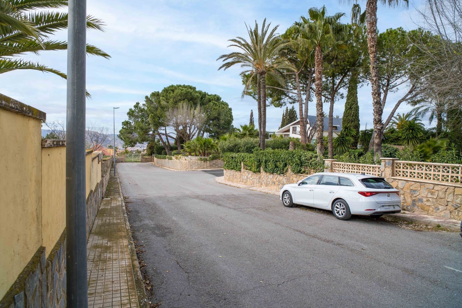 4 makuuhuone Huvila myytävänä paikassa Petrel / Petrer mukana uima-altaan - 490 000 € (Ref: 9894933)