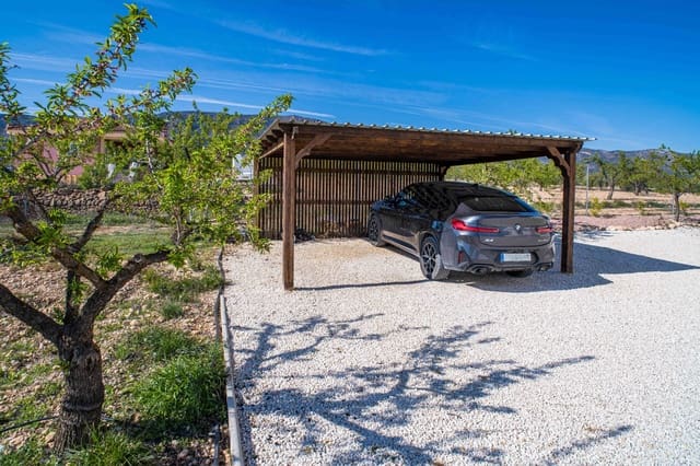 3 bedroom Villa for sale in Lel, Pinoso with pool - € 495,000 (Ref: 9894936)