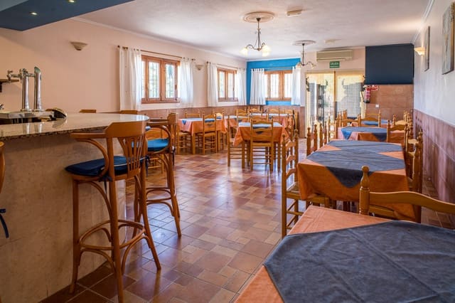 5 soverom Villa til salgs i Abanilla med svømmebasseng - € 399 995 (Ref: 9894937)