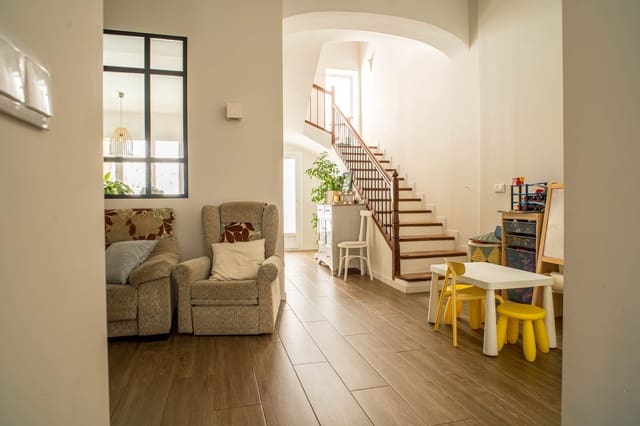 4 Zimmer Haus zu verkaufen in Pinoso - 220.000 € (Ref: 9894940)