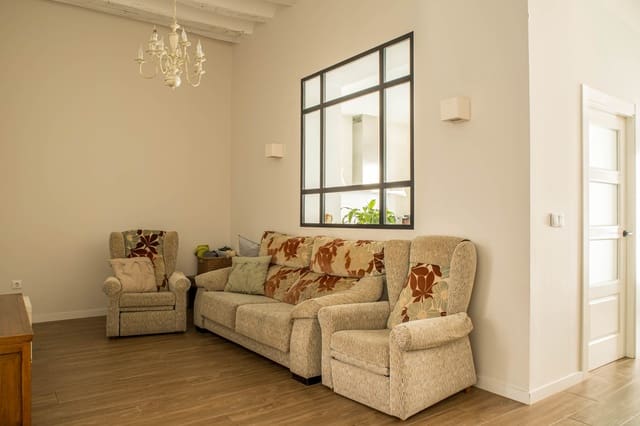 4 Zimmer Haus zu verkaufen in Pinoso - 220.000 € (Ref: 9894940)