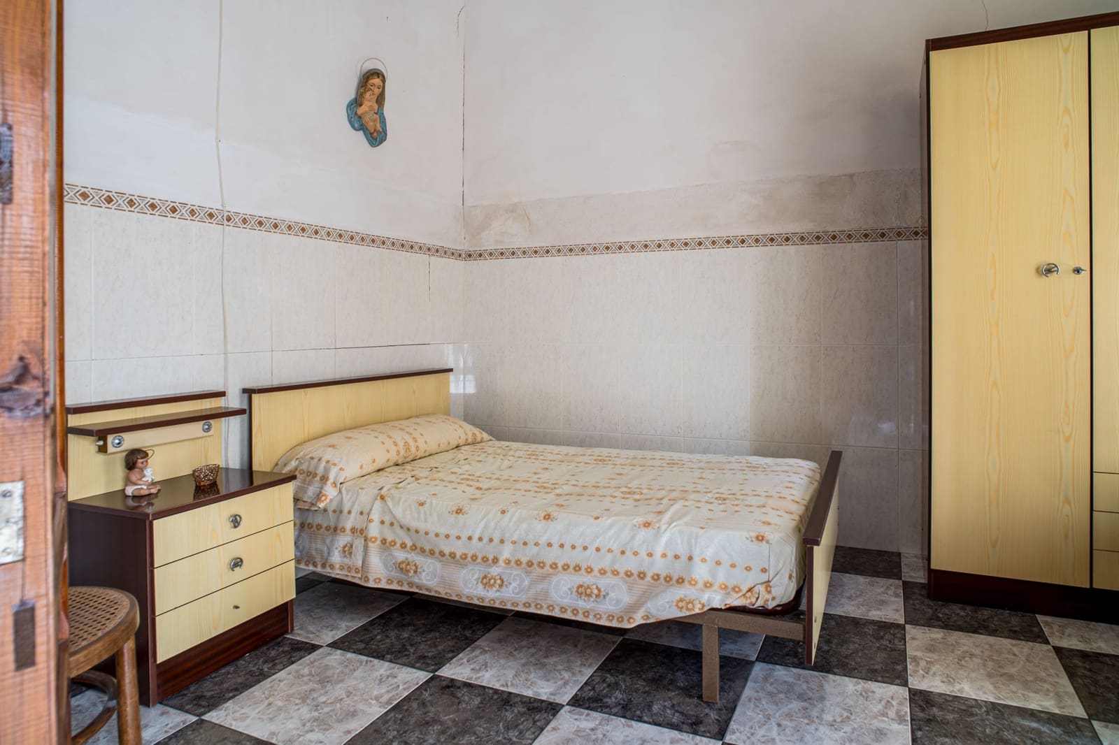 5 Zimmer Haus zu verkaufen in Pinoso mit Garage - 159.000 € (Ref: 9894941)