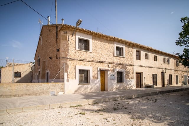 5 camera da letto Casa in vendita in Pinoso con piscina garage - 349.950 € (Rif: 9894943)