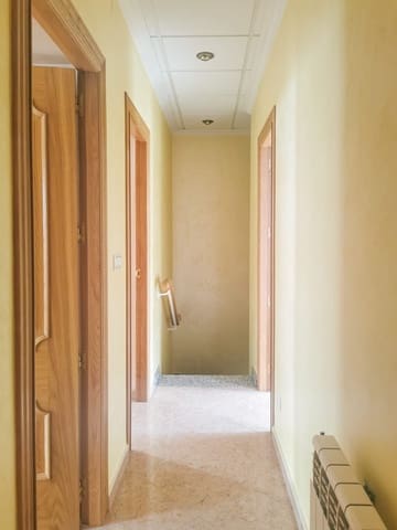 4 bedroom Townhouse for sale in L'Algueña / Alguenya - € 130,000 (Ref: 9894945)