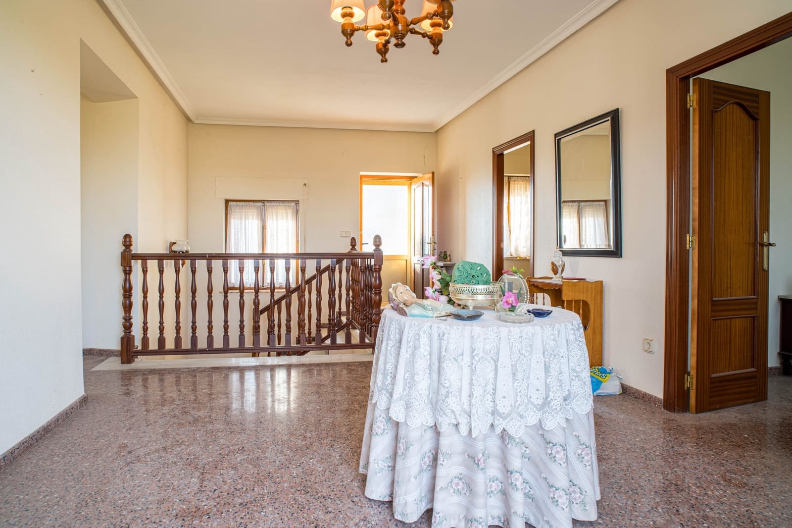 6 makuuhuone Maalaistalo myytävänä paikassa Monovar / Monover - 395 000 € (Ref: 9894946)