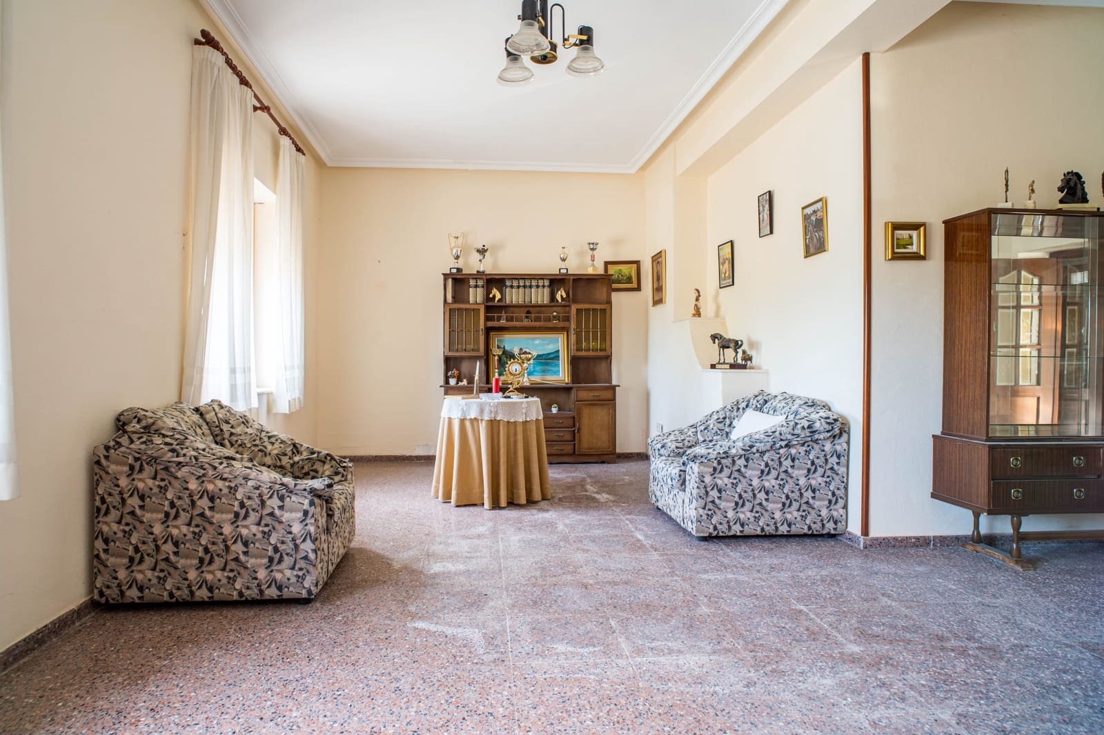 6 makuuhuone Maalaistalo myytävänä paikassa Monovar / Monover - 395 000 € (Ref: 9894946)